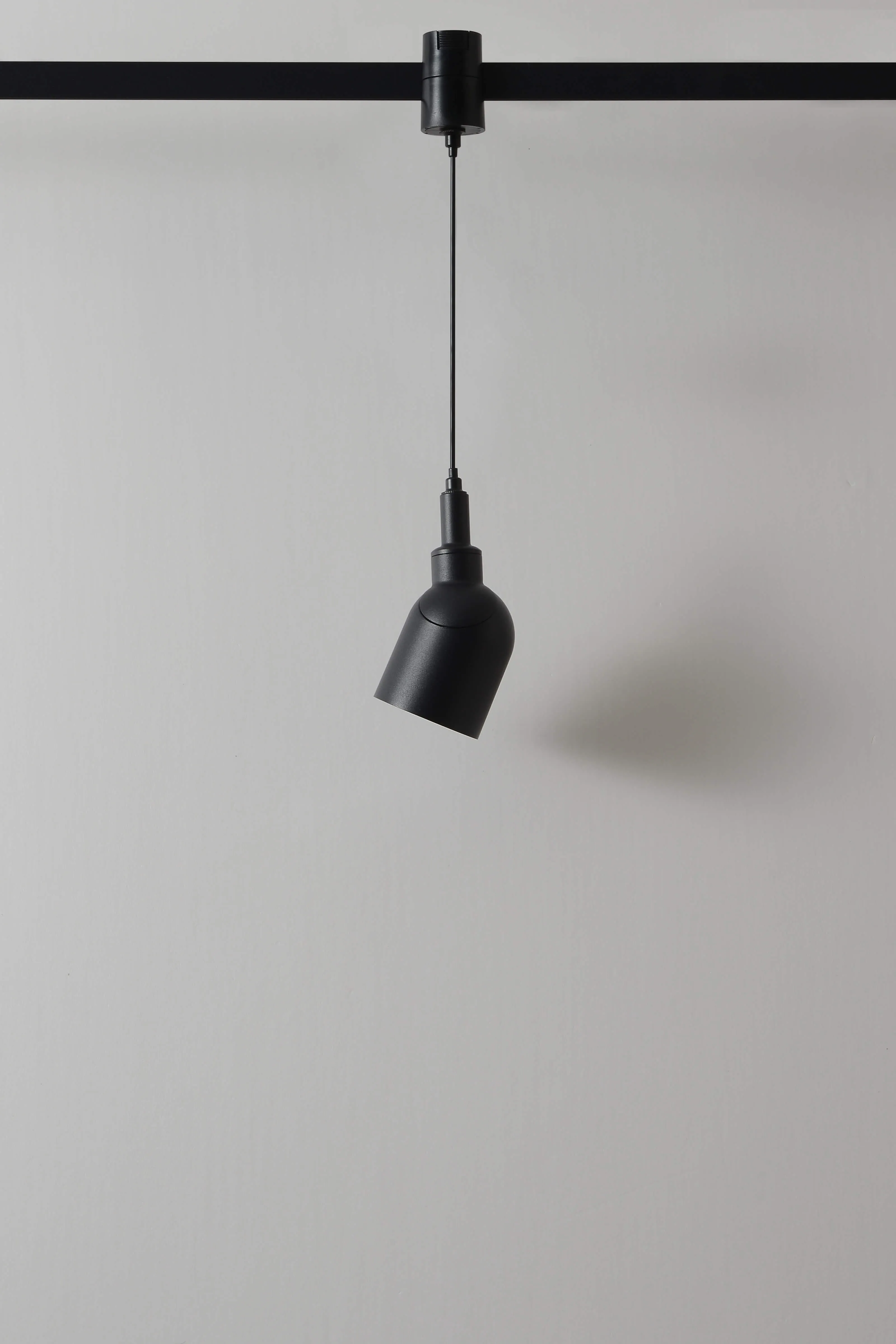 Светильник трековый для гибкой магнитной системы Crystal Lux CLT 0.37 005 7W BL SMART