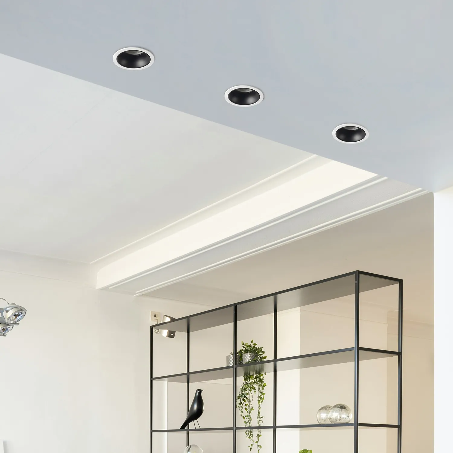 Светильник встраиваемый Crystal Lux CLT 081C WH-BL
