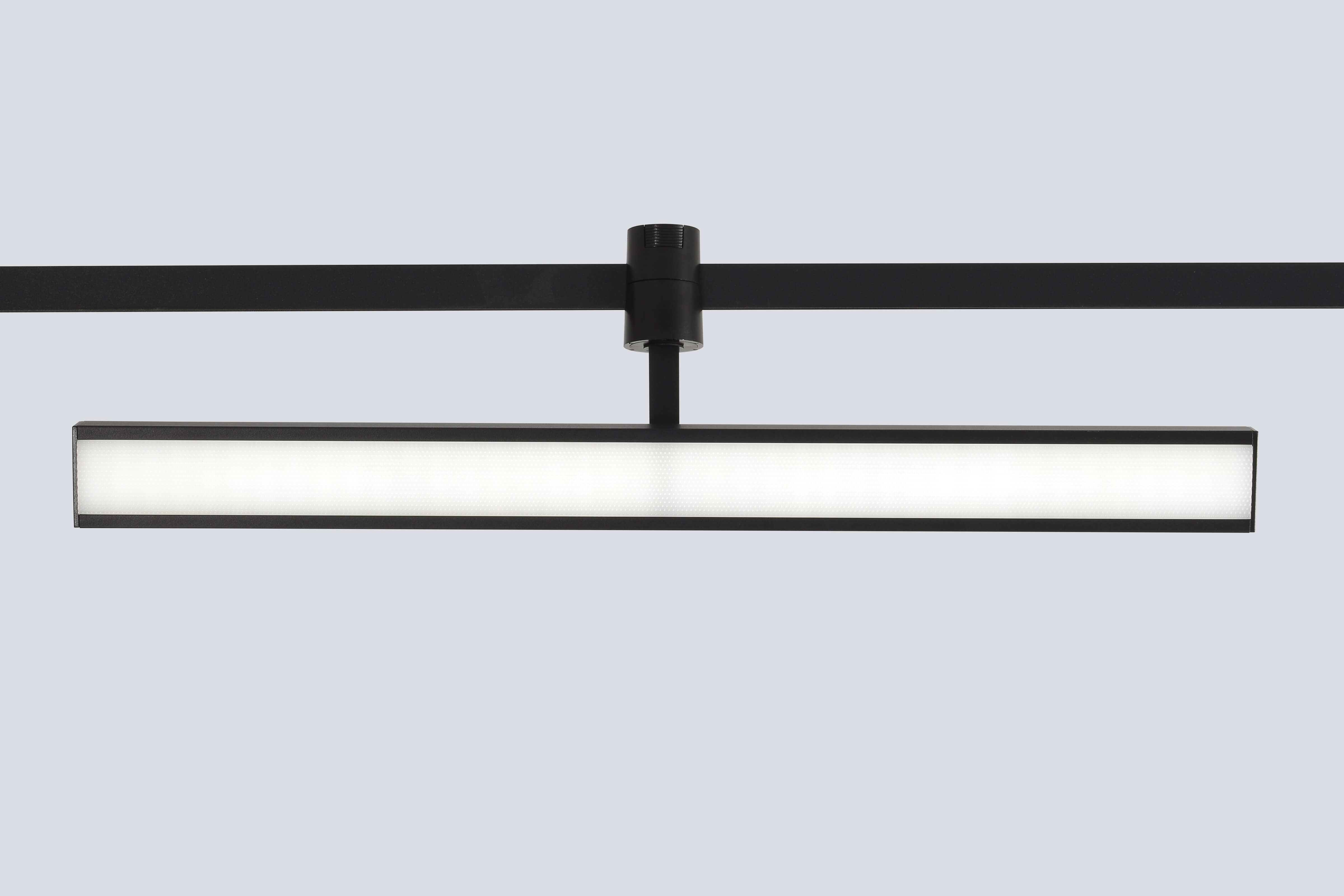 Светильник трековый для гибкой магнитной системы crystal lux clt 0.37 001 18w bl smart